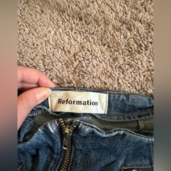 Reformation Niki Jeans in Kasai Wash Size 28 - Picture 7 of 12